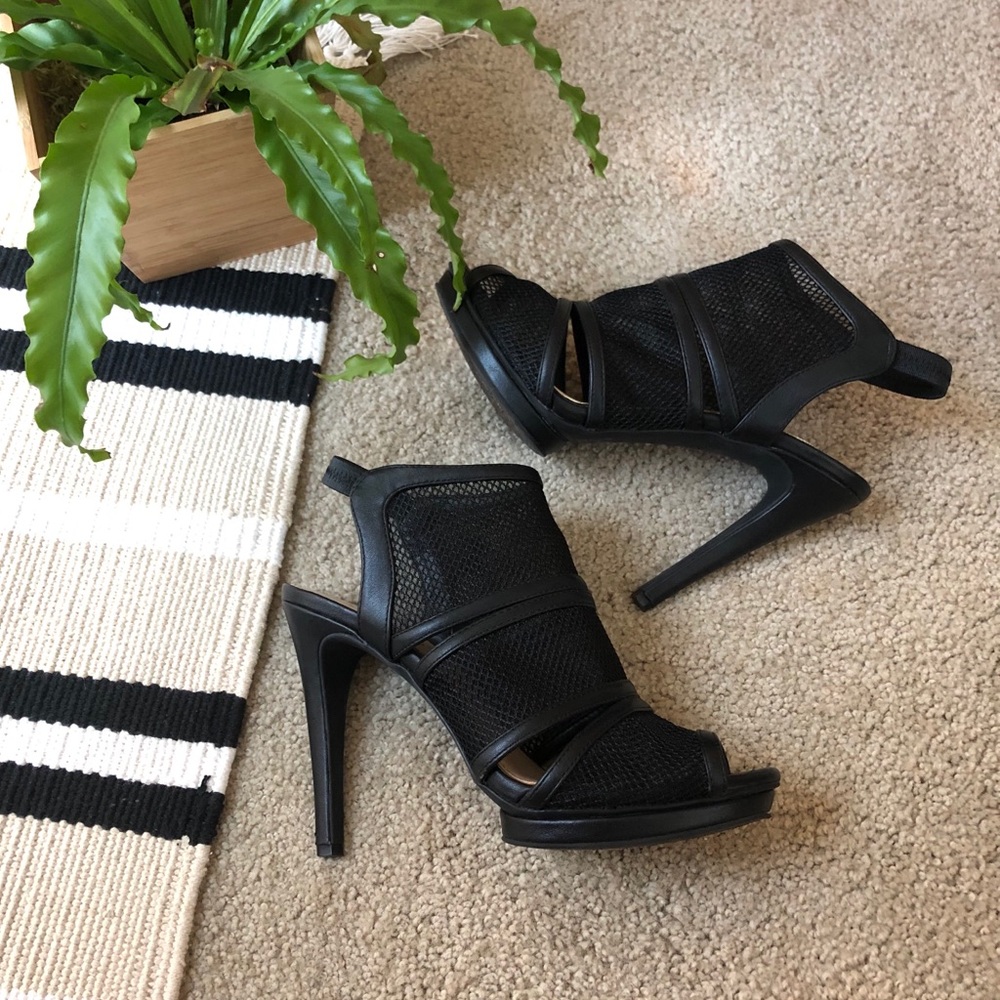 Jessica Simpson Heeled Slingback Pumps